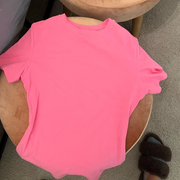 SKIMS Tops - NWT skims cotton tee